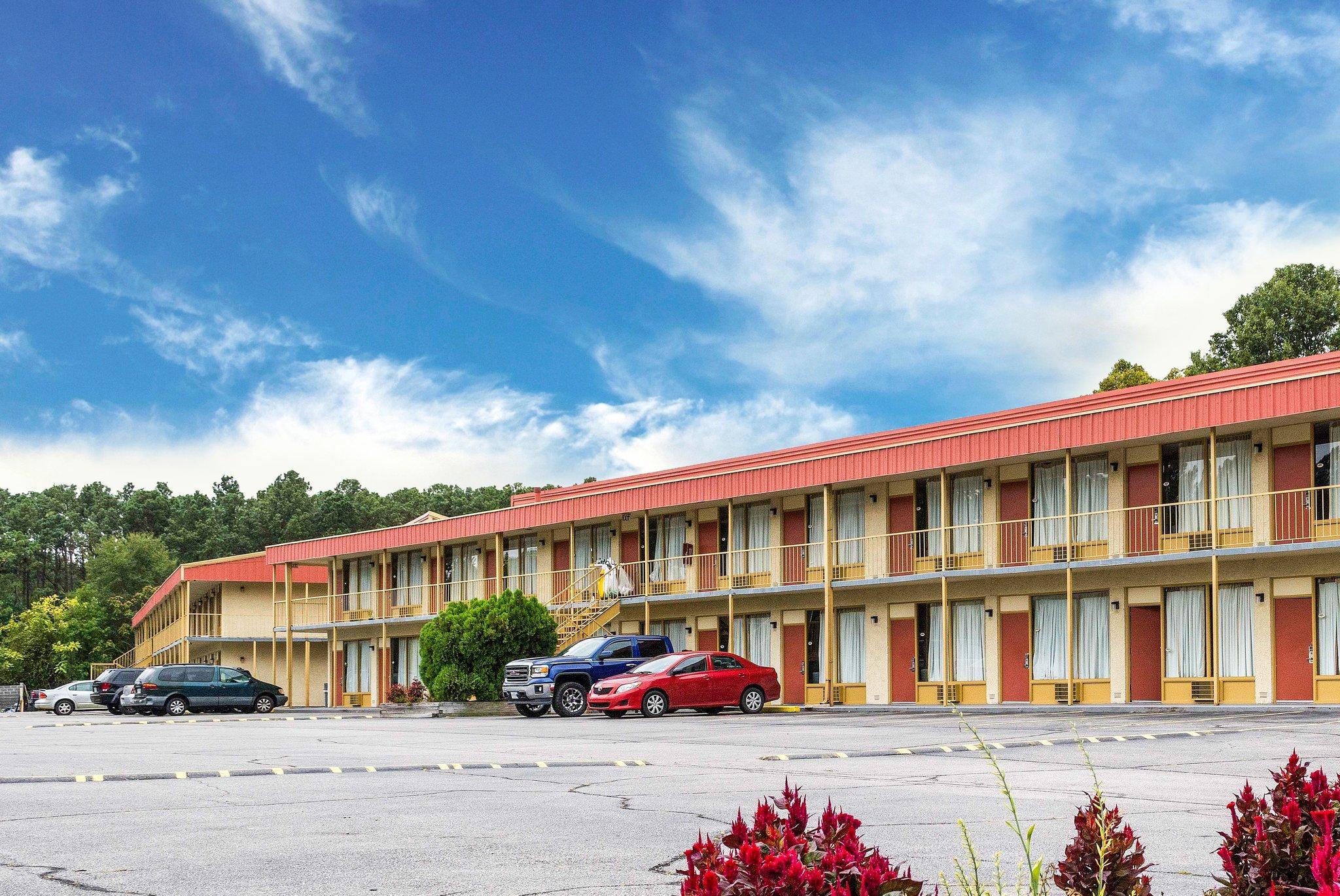 Econo Lodge Petersburg - Fort Lee Exterior photo