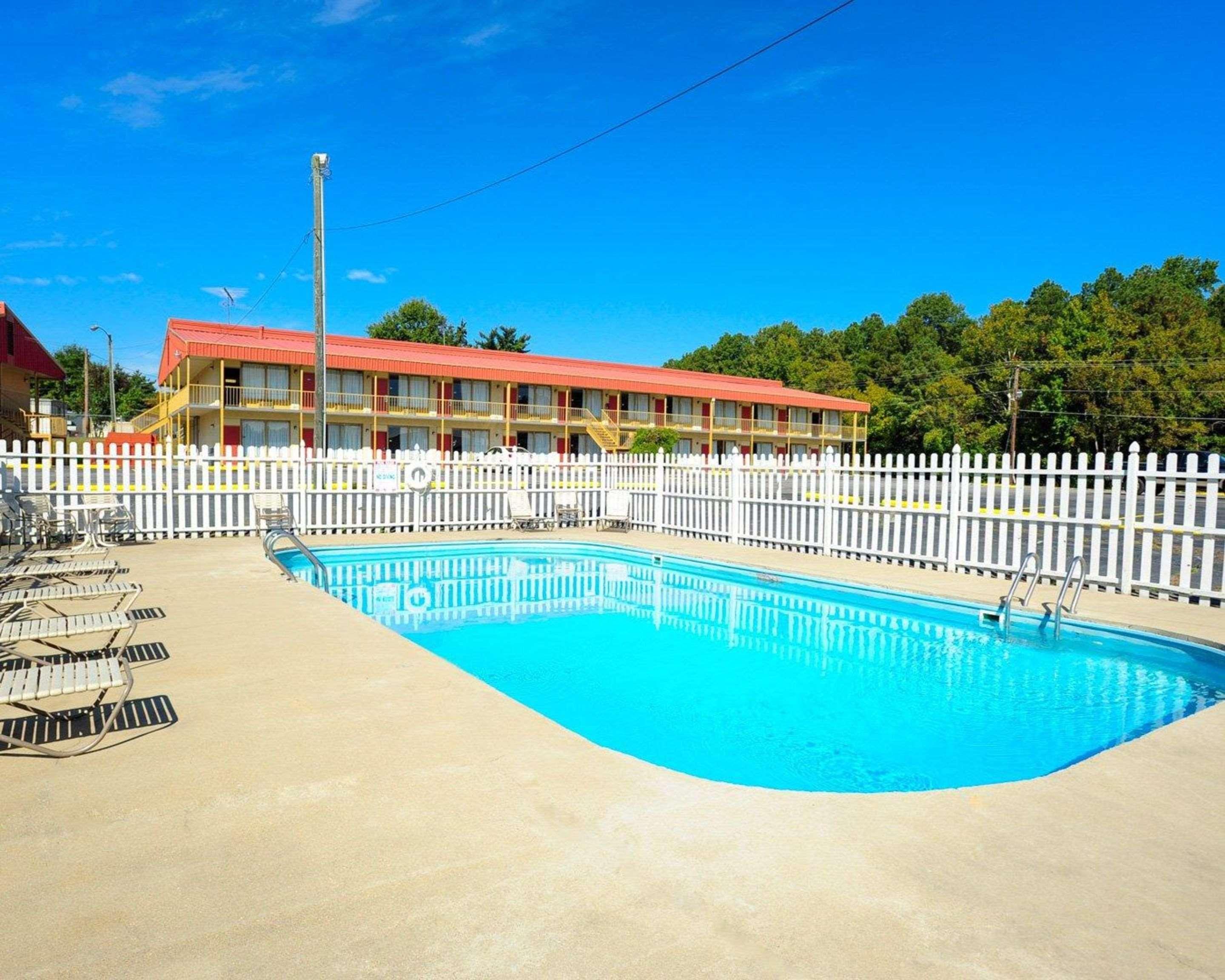 Econo Lodge Petersburg - Fort Lee Exterior photo